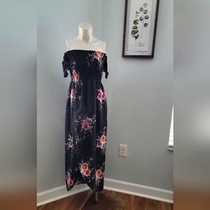 Women Floral black dress Size S/M